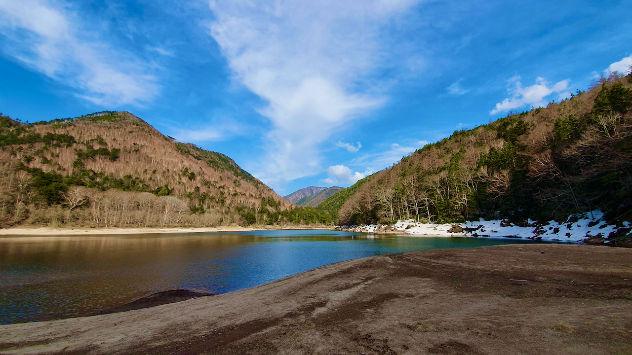 Hike to Karikomi Lake, Nikko (2026): Trail Guide, Tips & What to