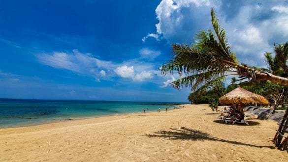 Phra Ae Beach