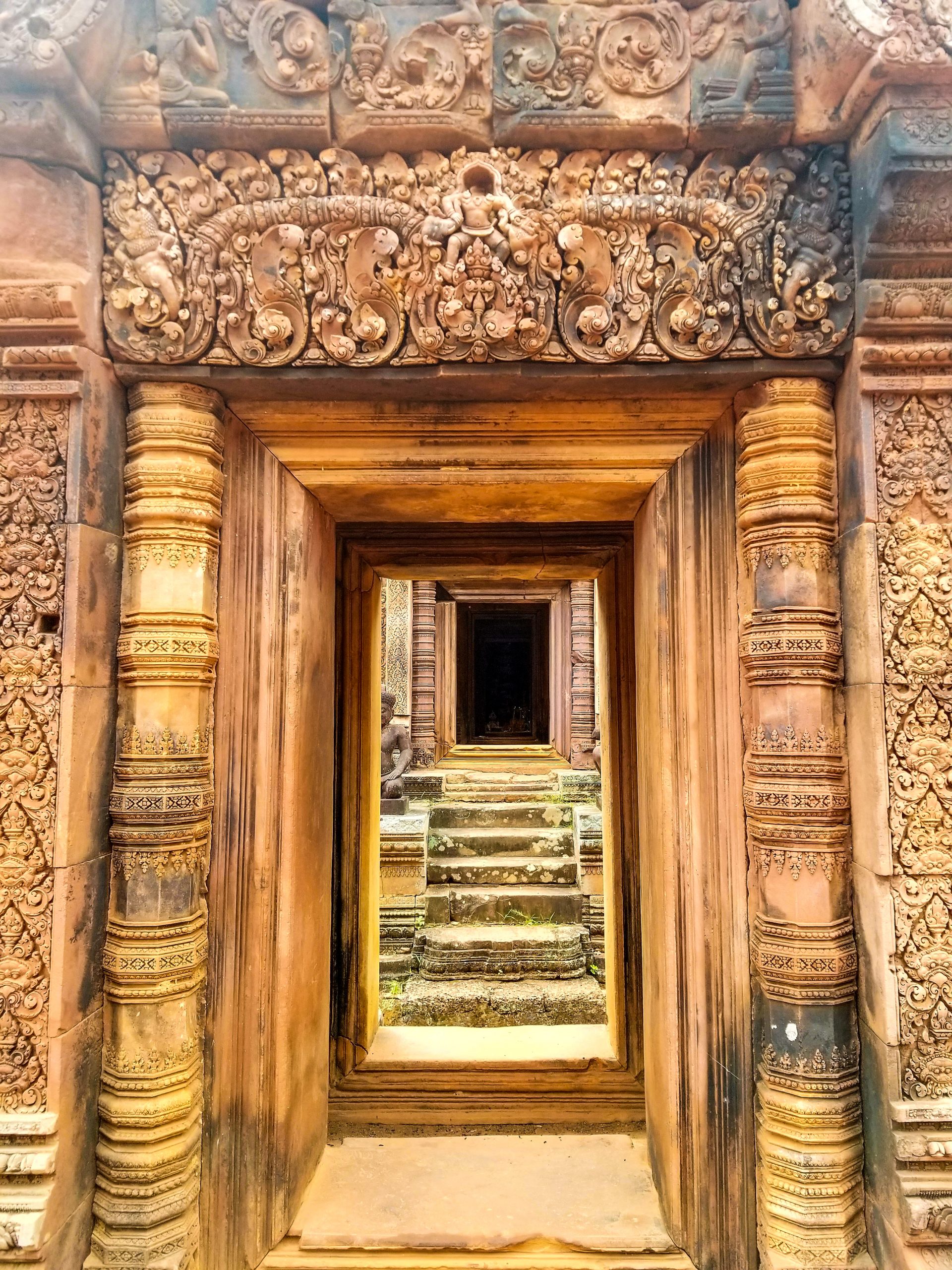 Door of Banteay Srei Temple