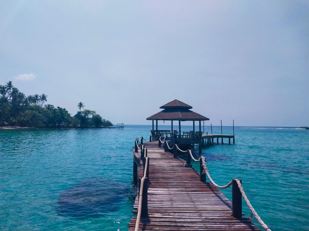 Scenic Pier Ao Noi Koh Koot
